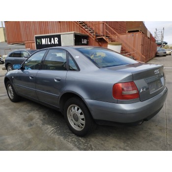 audi a4 berlina (b5) del año 2000