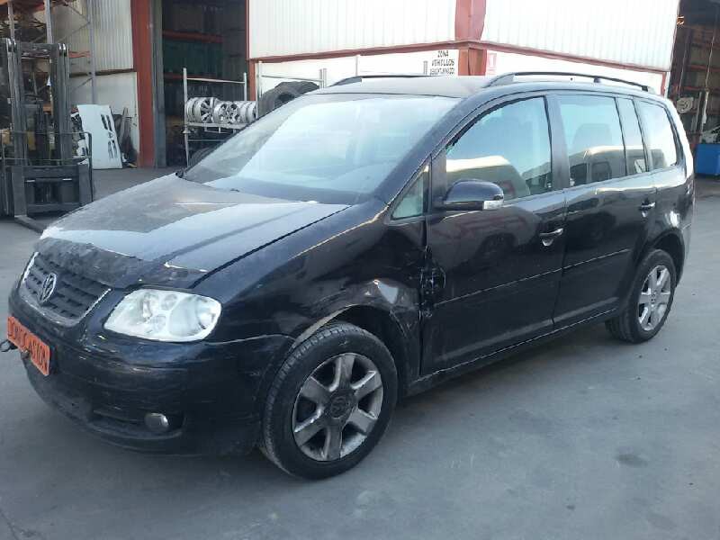 VOLKSWAGEN TOURAN (1T1)