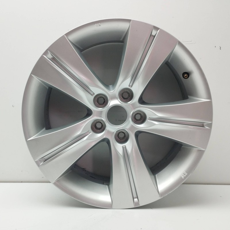 Recambio de llanta para kia sportage iii (sl) 2.0 crdi awd referencia OEM IAM 529103U200 6,5JX17 ET35 5H 5X115