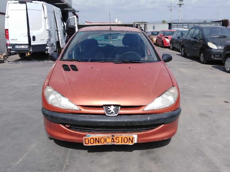 PEUGEOT 206 BERLINA
