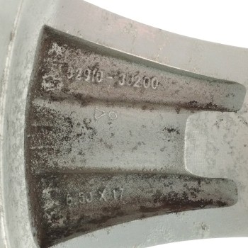 Recambio de llanta para kia sportage iii (sl) 2.0 crdi awd referencia OEM IAM 529103U200 6,5JX17 ET35 5H 5X115