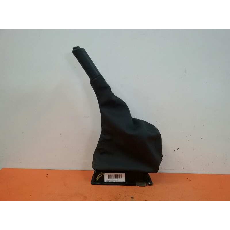 Recambio de palanca freno de mano para nissan primastar (x83) monovolumen 9 plazas largo batalla 3,07t referencia OEM IAM 820041