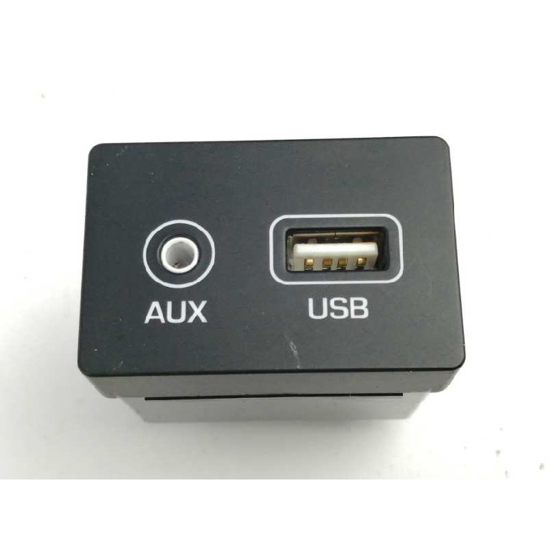 Recambio de modulo electronico para hyundai i20 ii (gb, ib) 1.0 t-gdi referencia OEM IAM 96120C7000 CONEXION AUXILIAR JACK Y USB