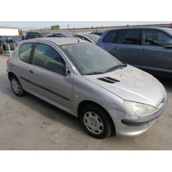 PEUGEOT 206 BERLINA