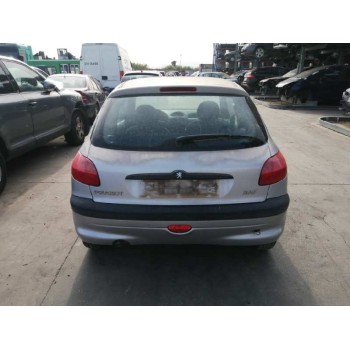 peugeot 206 berlina del año 2000