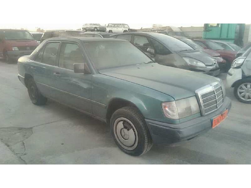 mercedes-benz clase e (w124) berlina del año 1985