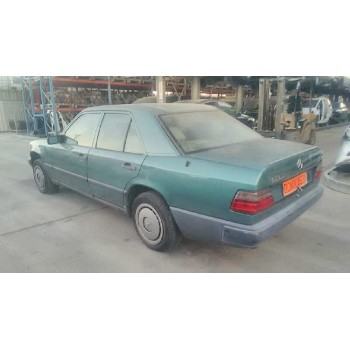 mercedes-benz clase e (w124) berlina del año 1985