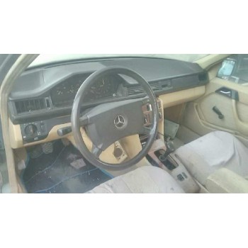 mercedes-benz clase e (w124) berlina del año 1985