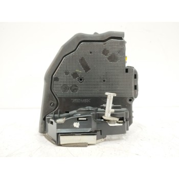 Recambio de cerradura puerta trasera derecha para toyota auris 2.2 d-cat referencia OEM IAM   