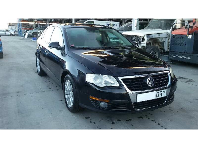 VOLKSWAGEN PASSAT BERLINA (3C2)