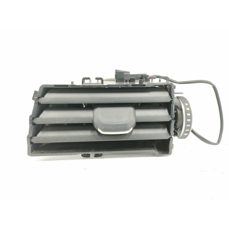 Recambio de rejilla aireadora para audi a4 avant (8w5) 2.0 16v tdi referencia OEM IAM 8W1820901 LADO IZQUIERDO 