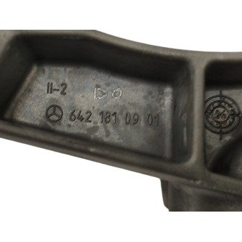 Recambio de bomba aceite para mercedes-benz clase m (w164) 3.0 cdi cat referencia OEM IAM 6421810901  