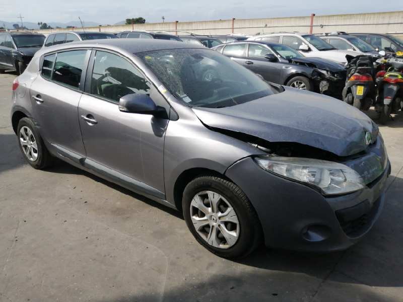 RENAULT MEGANE III BERLINA 5 P