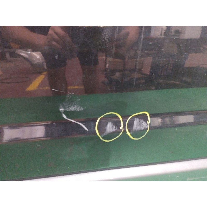 PUERTA DELANTERA IZQUIERDA