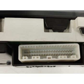 Recambio de cuadro instrumentos para toyota corolla (e12) 2.0 d-cat referencia OEM IAM 8380002C60 110080288002 