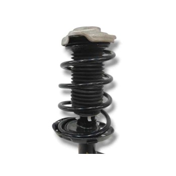 Recambio de amortiguador delantero derecho para mercedes-benz gla (h247) gla 200 d (247.712) referencia OEM IAM A2473208601  