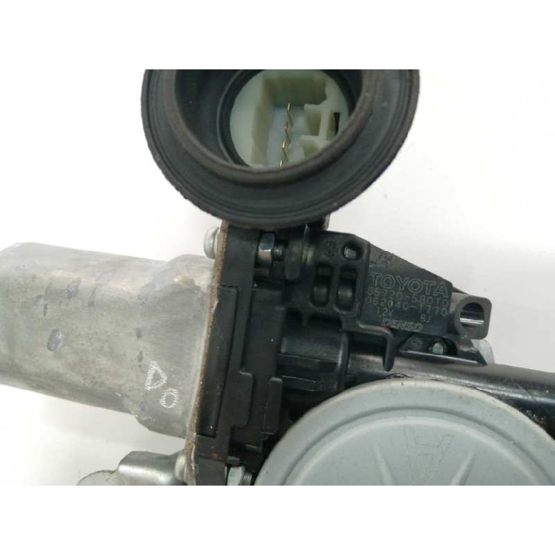 ELEVALUNAS DELANTERO IZQUIERDO 0620401770