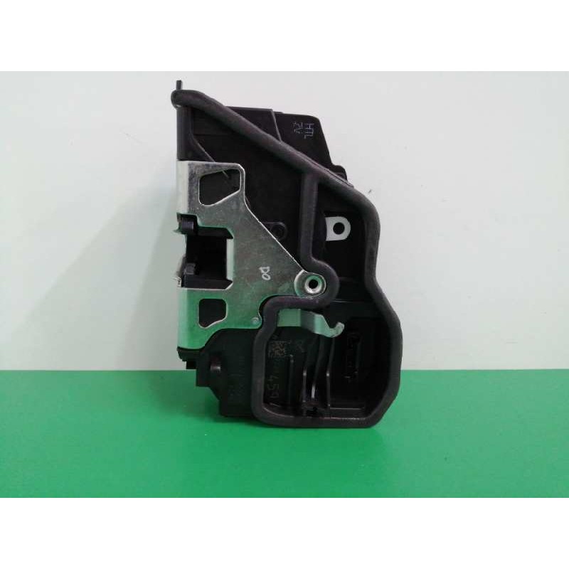 Recambio de cerradura puerta trasera izquierda para bmw serie 5 lim. (f10) 2.0 16v turbodiesel referencia OEM IAM 7229459  