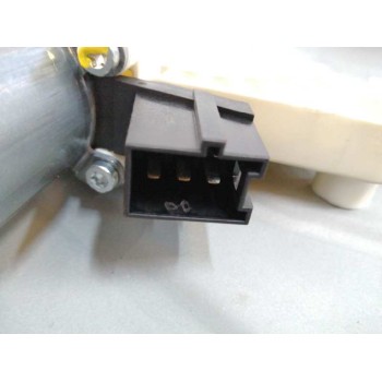 Recambio de elevalunas delantero izquierdo para mercedes-benz clase a (w169) 2.0 cat referencia OEM IAM FUNDA A1697202979 