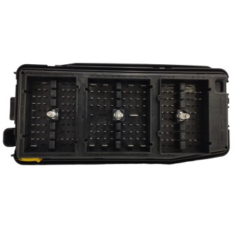 Recambio de caja reles / fusibles para chevrolet captiva 2.0 diesel cat referencia OEM IAM 96821095  