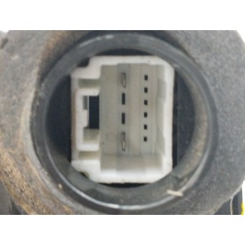 Recambio de cerradura puerta trasera izquierda para toyota auris 2.2 d-cat referencia OEM IAM   