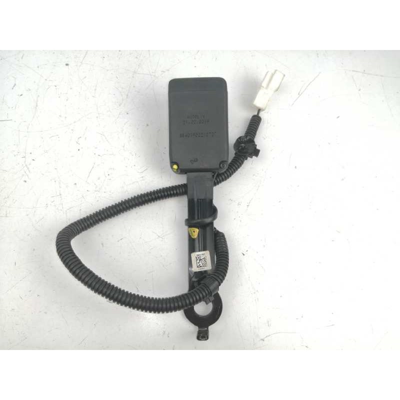 Recambio de enganche cinturon derecho para hyundai i20 ii (gb, ib) 1.0 t-gdi referencia OEM IAM 88401902210707 DELANTERO 8840190