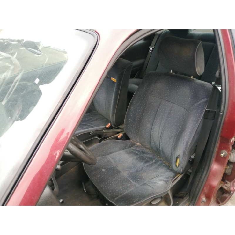 VOLKSWAGEN PASSAT BERLINA (3A2) 1994