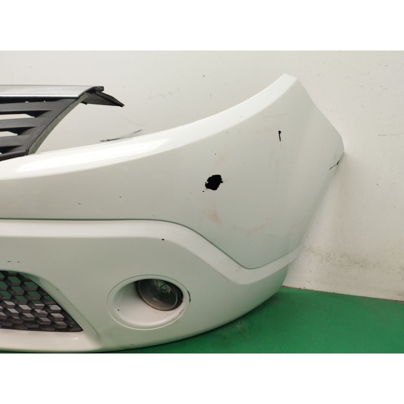 PARAGOLPES DELANTERO