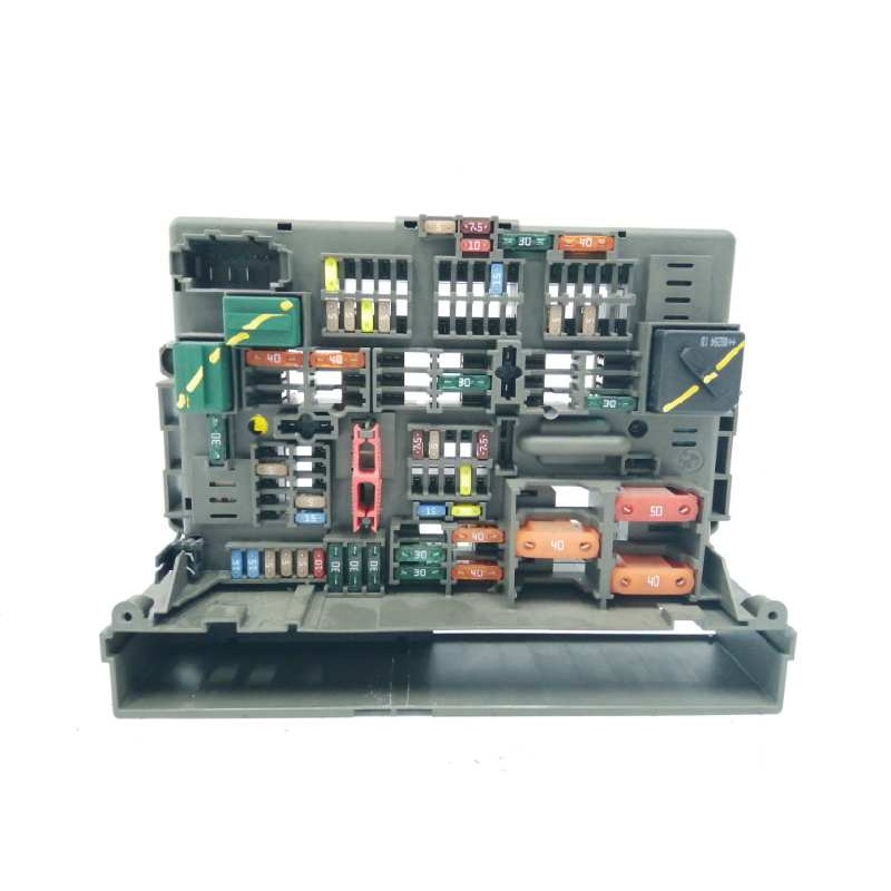 Recambio de caja reles / fusibles para bmw serie 1 berlina (e81/e87) 2.0 turbodiesel cat referencia OEM IAM 61149119446 9119446 