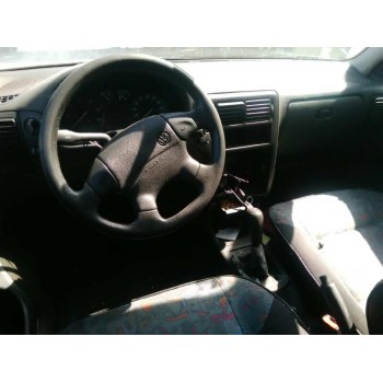 volkswagen polo berlina (6n1) del año 1999