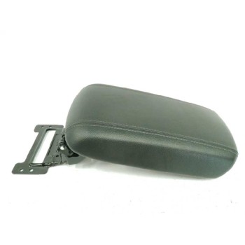 Recambio de apoyabrazos central para kia optima 1.7 crdi cat referencia OEM IAM 84660D4400FF4 SOLO LA TAPA 