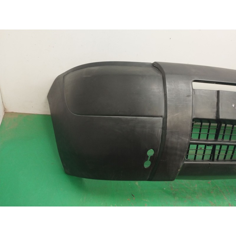 PARAGOLPES DELANTERO