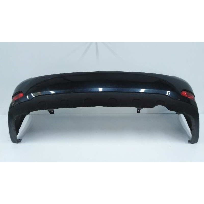 PARAGOLPES TRASERO