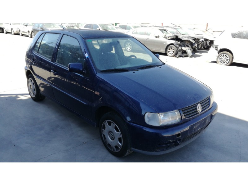 VOLKSWAGEN POLO BERLINA (6N1)