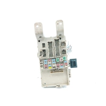 CAJA RELES / FUSIBLES 