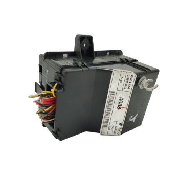 Recambio de caja reles / fusibles para ssangyong kyron 2.0 xdi 4x4 referencia OEM IAM 8216009614  