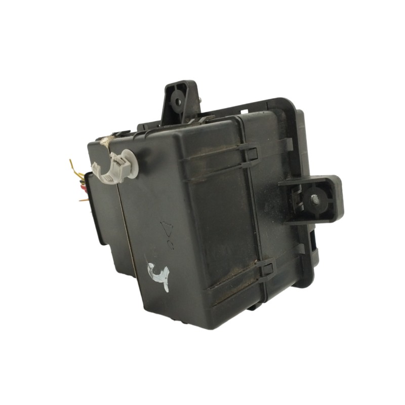 CAJA RELES / FUSIBLES