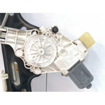 Recambio de elevalunas delantero izquierdo para bmw serie 1 berlina (e81/e87) 2.0 turbodiesel cat referencia OEM IAM FUNDA 70677