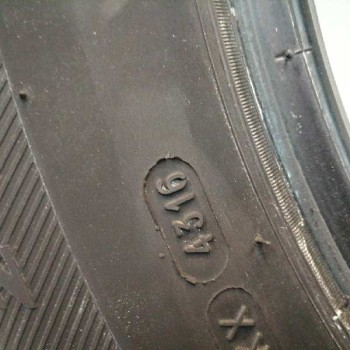 Recambio de neumatico para recambio || usado || referencia OEM IAM 21565R1698H MICHELIN LATITUDE TOUR HP