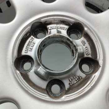Recambio de llanta para audi a4 berlina (b5) 1.9 tdi referencia OEM IAM 8D0601025B 7JX15H2 ET45 5H 5X110