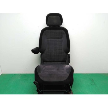 ASIENTO DELANTERO IZQUIERDO 