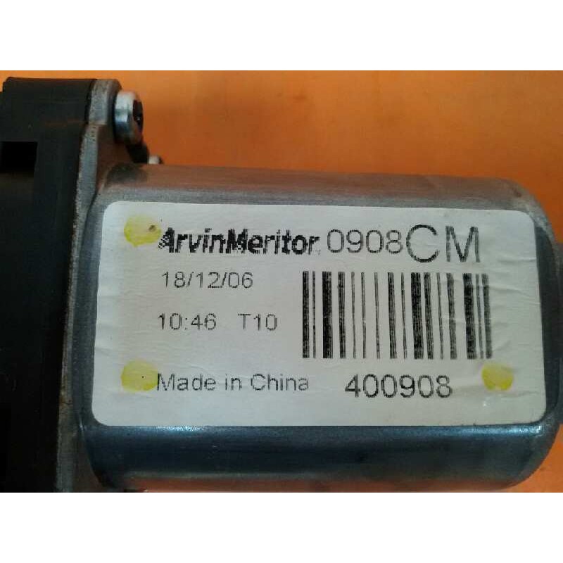 MOTOR ELEVALUNAS TRASERO IZQUIERDO