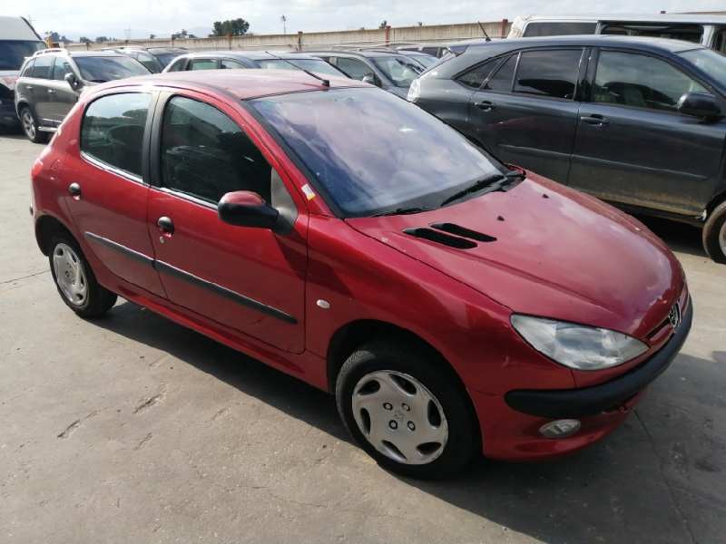 PEUGEOT 206 BERLINA