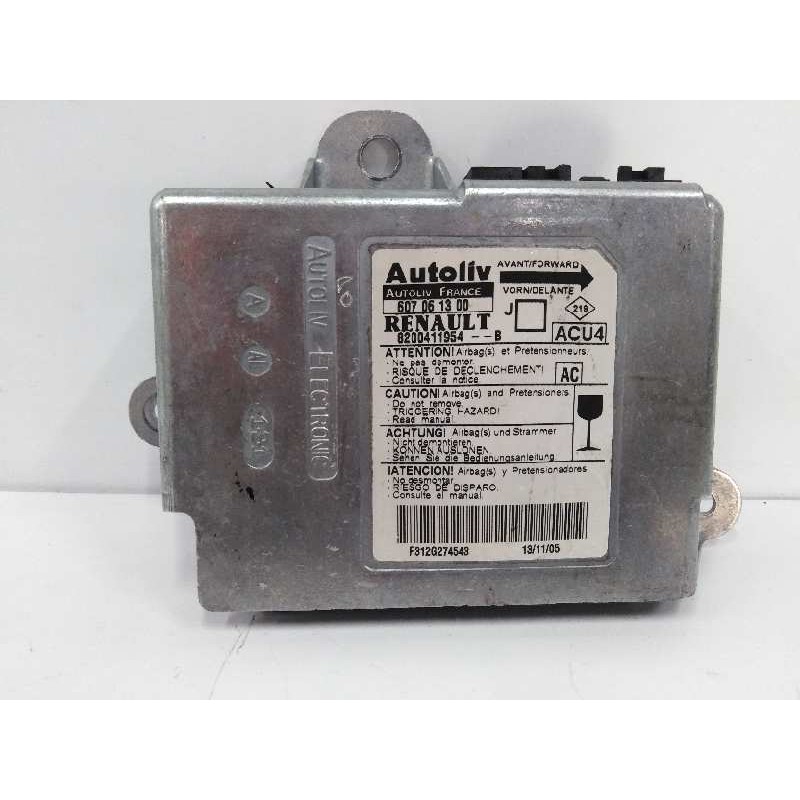 Recambio de centralita airbag para renault scenic ii 1.6 16v referencia OEM IAM 8200411954 607061300 