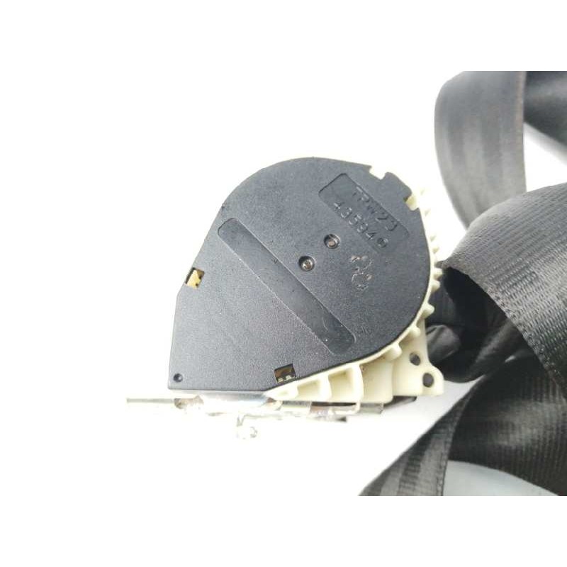 CINTURON SEGURIDAD TRASERO DERECHO