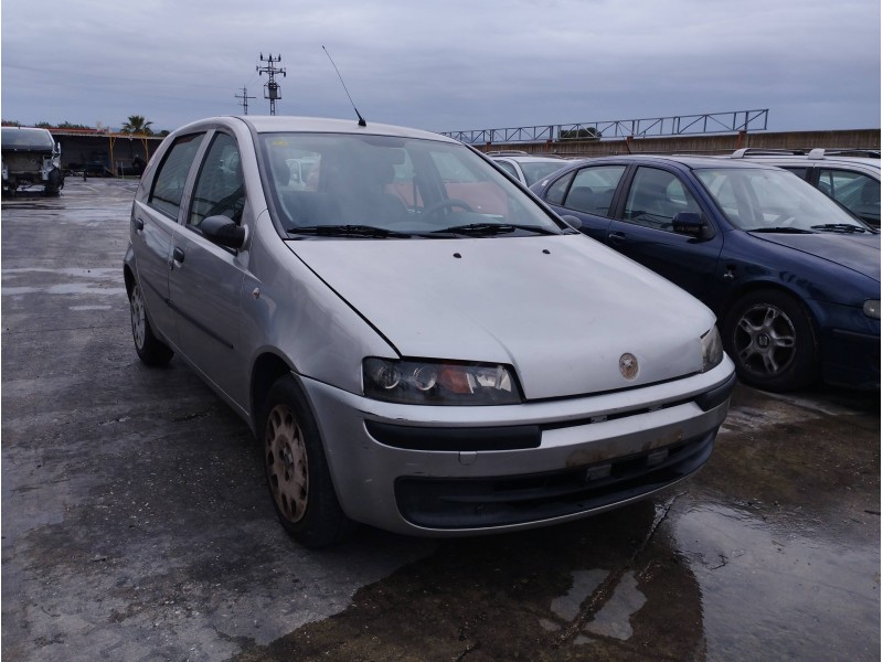 fiat punto berlina (188) del año 2000