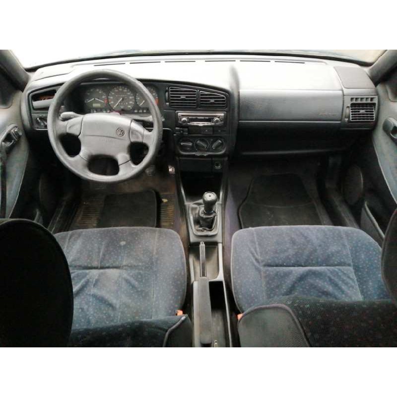 VOLKSWAGEN PASSAT BERLINA (3A2) 1994