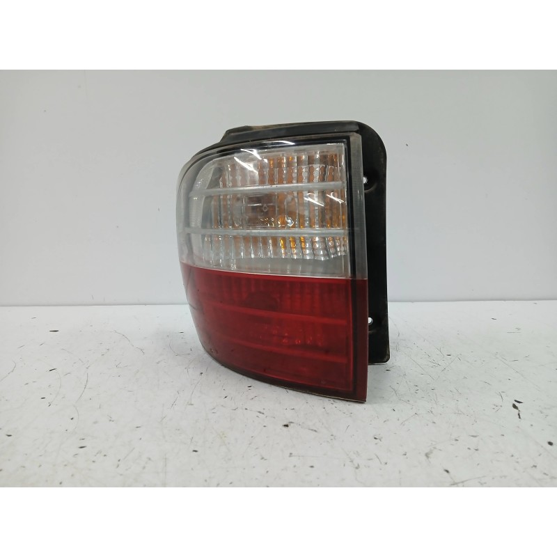 Recambio de piloto trasero izquierdo para hyundai h 1 2.5 turbodiesel cat referencia OEM IAM 924014A6  