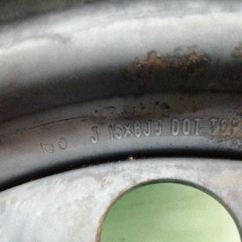 Recambio de llanta para mitsubishi space wagon (n80/n90) 2.4 gdi cat referencia OEM IAM MR316843 15JX6JJ 