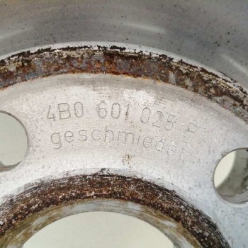 Recambio de llanta para audi a6 berlina (4b2) 2.5 tdi quattro referencia OEM IAM 4B0601025P 7JX16H2 ET45 